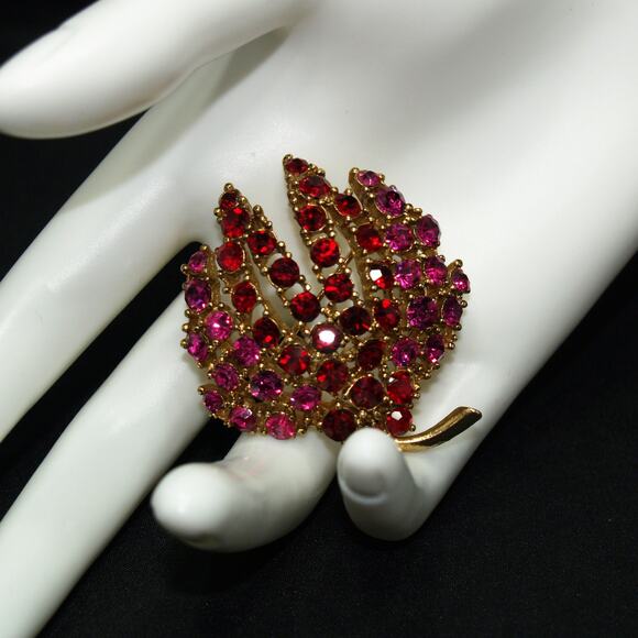Vintage Floral Red Pink Rhinestone Brooch, Gold Tone, 1990s Jewelry - Picture 1 of 8